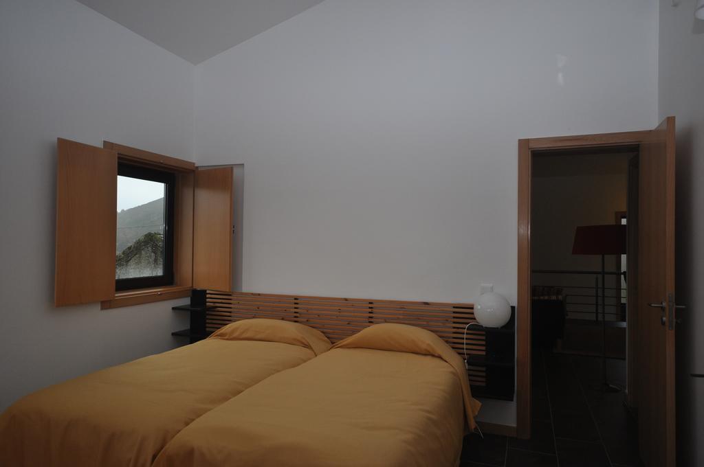 Casas Avela Brava Guest House Negroes Room photo